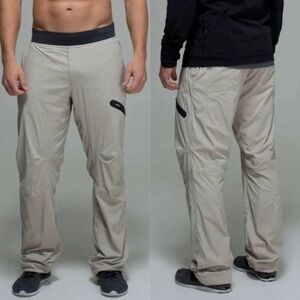 Lululemon Men's Khaki Tan Seawall Track Pant - Size M (unlined)